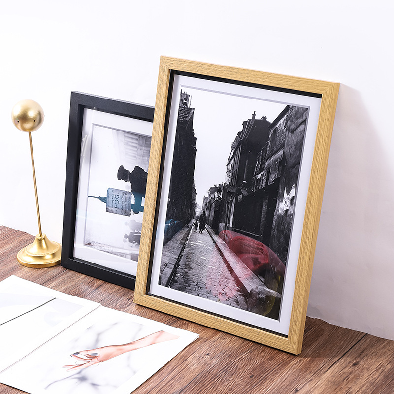 Duża drewniana ramka na zdjęci – Engraved Wood Frame recenzja i cena