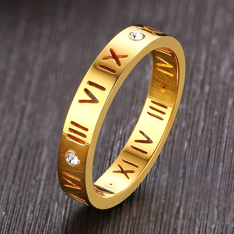 Pusty cyfra rzymska pierścione – Initial Ring Custom recenzja i cena