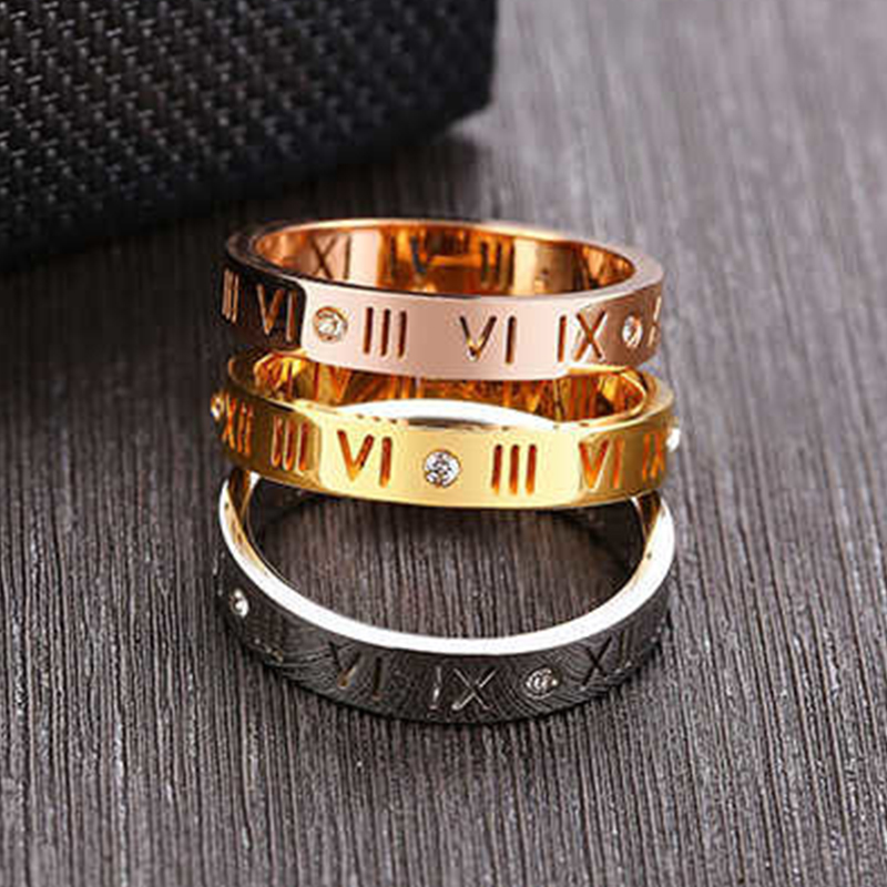 Pusty cyfra rzymska pierścione – Initial Ring Custom recenzja i cena